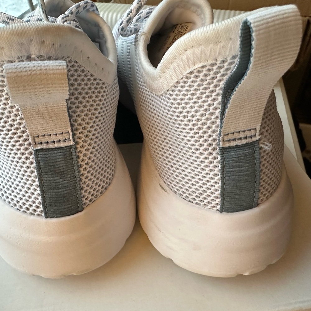 Adidas Little Racer RBN NEW Women's White Sneakers  11 NEW - Picture 3 of 10